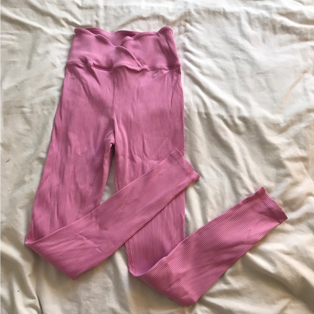 Ribbed Pink Leggings